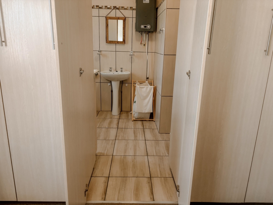 5 Bedroom Property for Sale in Bethulie Free State